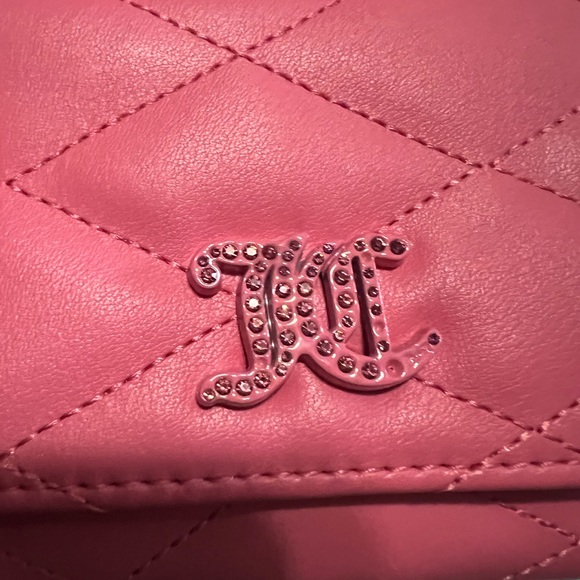 NWT Juicy Couture Faux Leather Quilted Wallet - Picture 5 of 9
